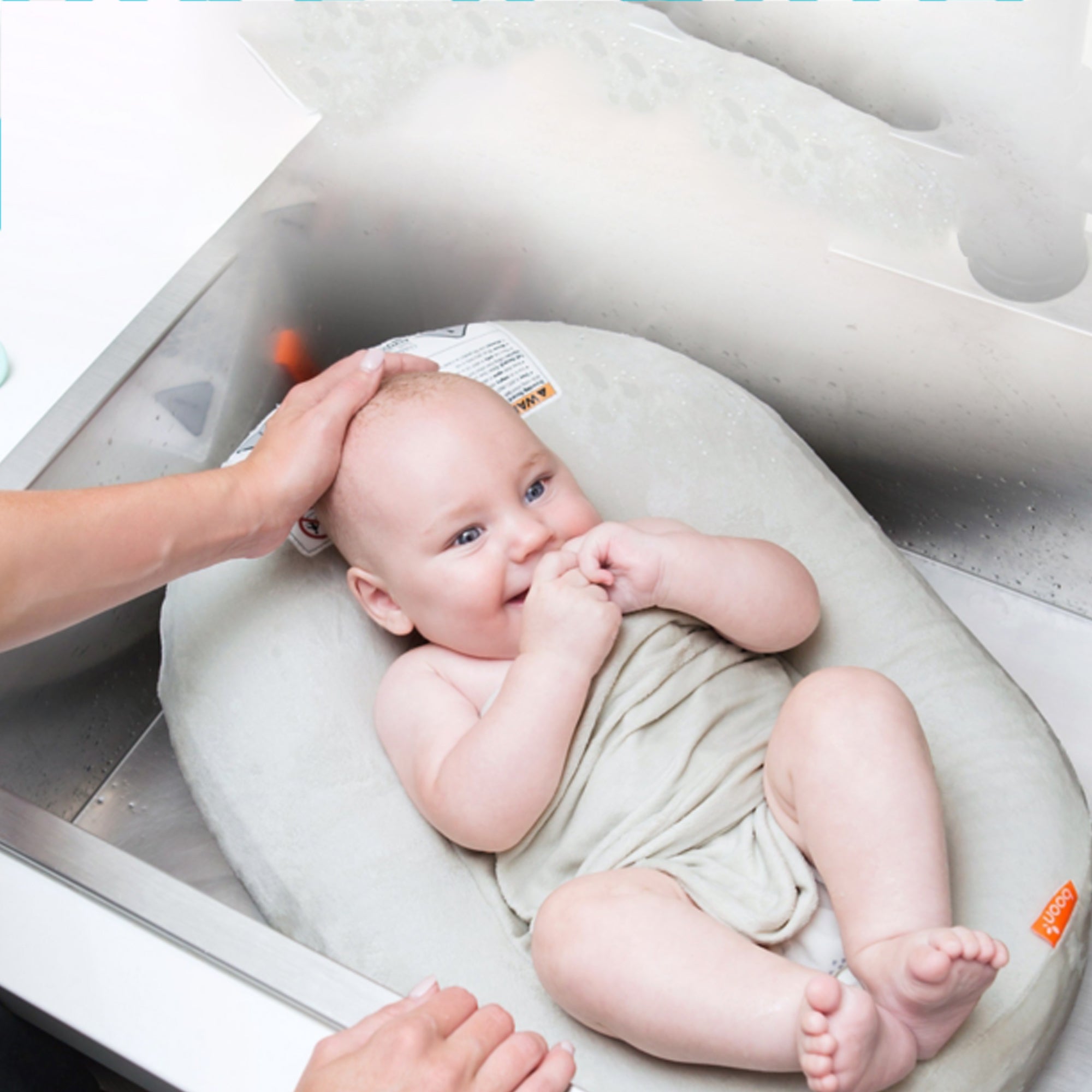 BOON Puff+ Inflatable Bather With Wings