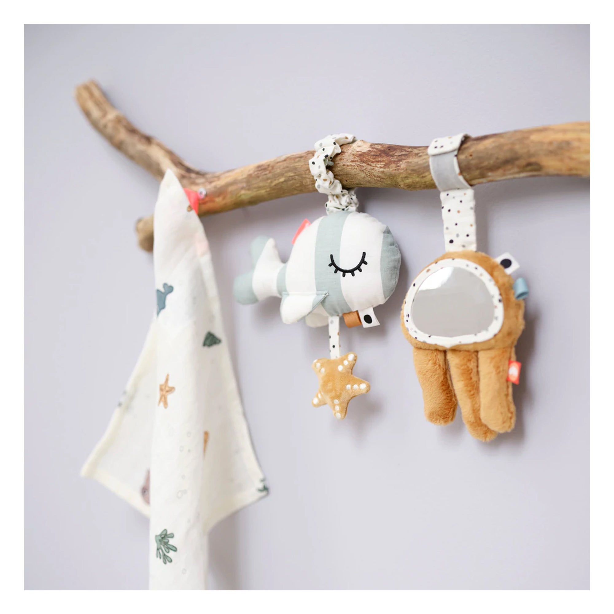 DONE BY DEER To Go Activity Set - Sea Friends