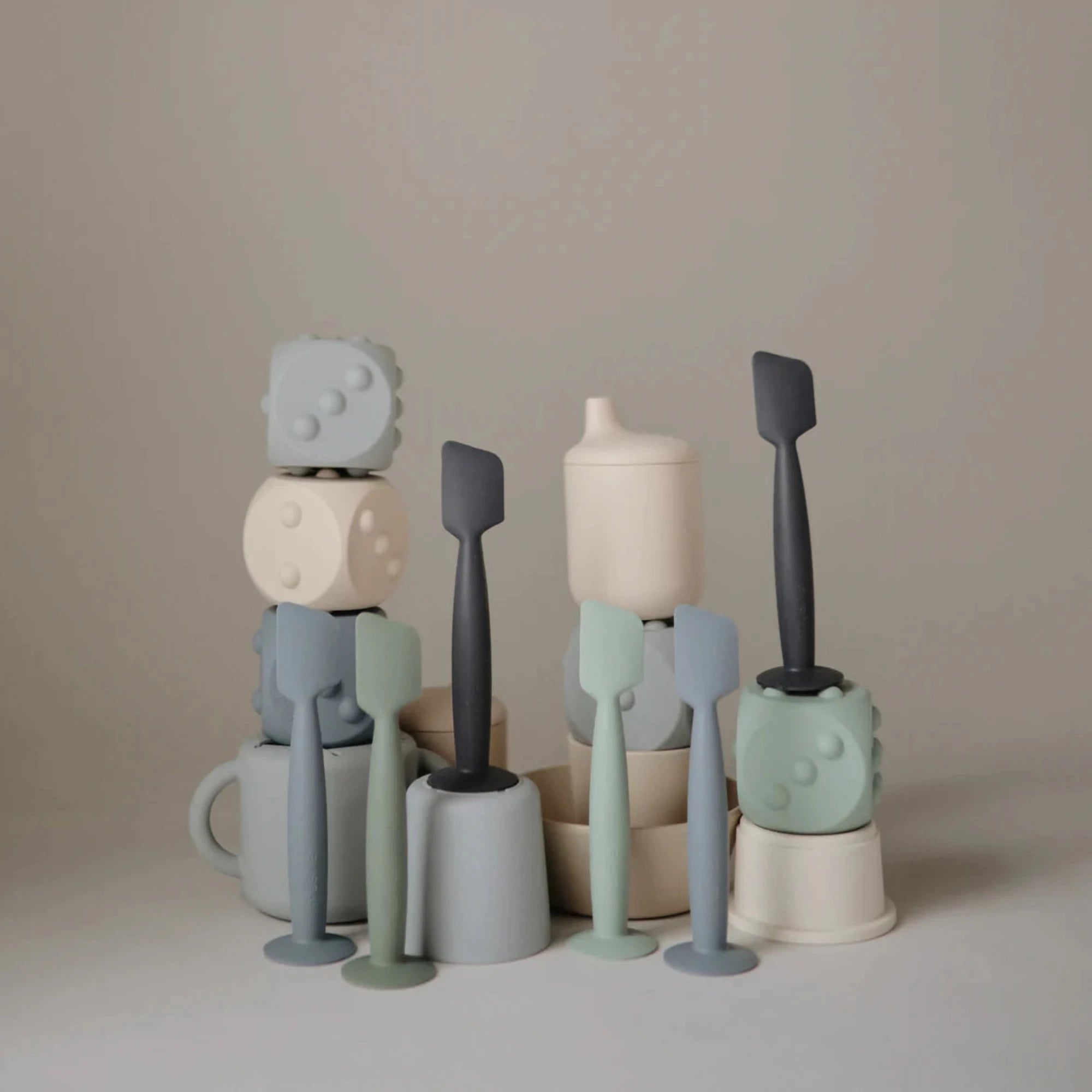 MUSHIE Dice Press Toy 2-Pack