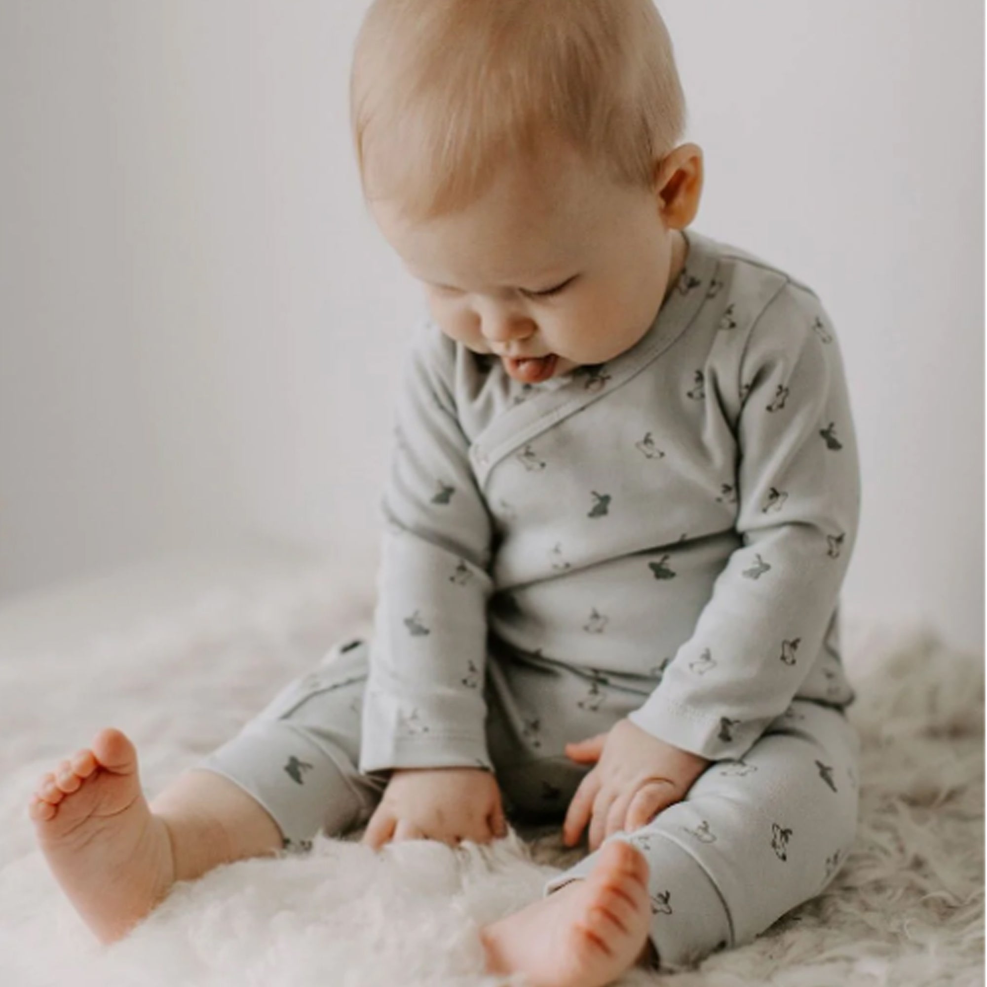 PEHR Organic Cotton Front Snap Kimono Romper - Hatchling Bunny