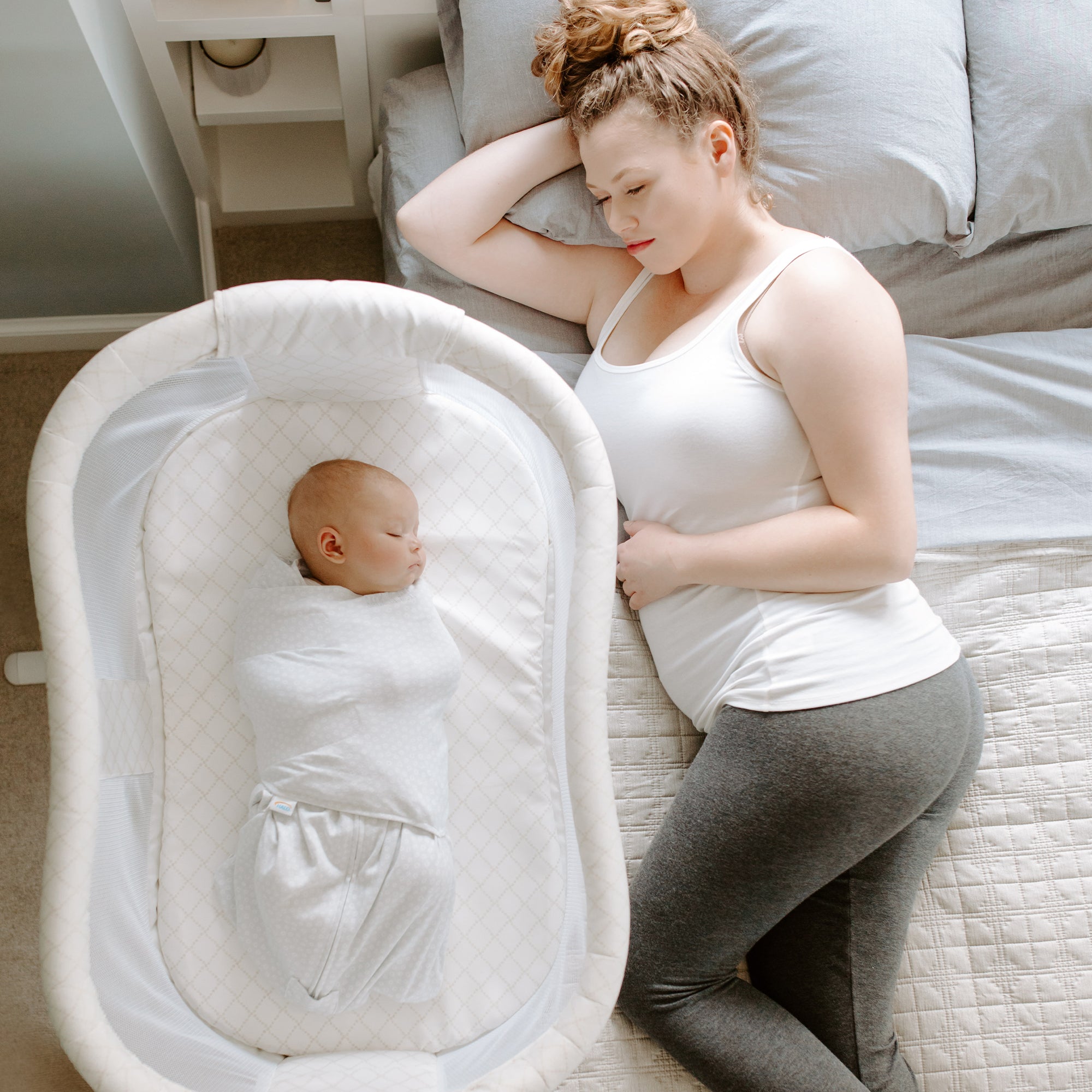 HALO Bassinest Swivel Sleeper Essentia Series - Nautical Net