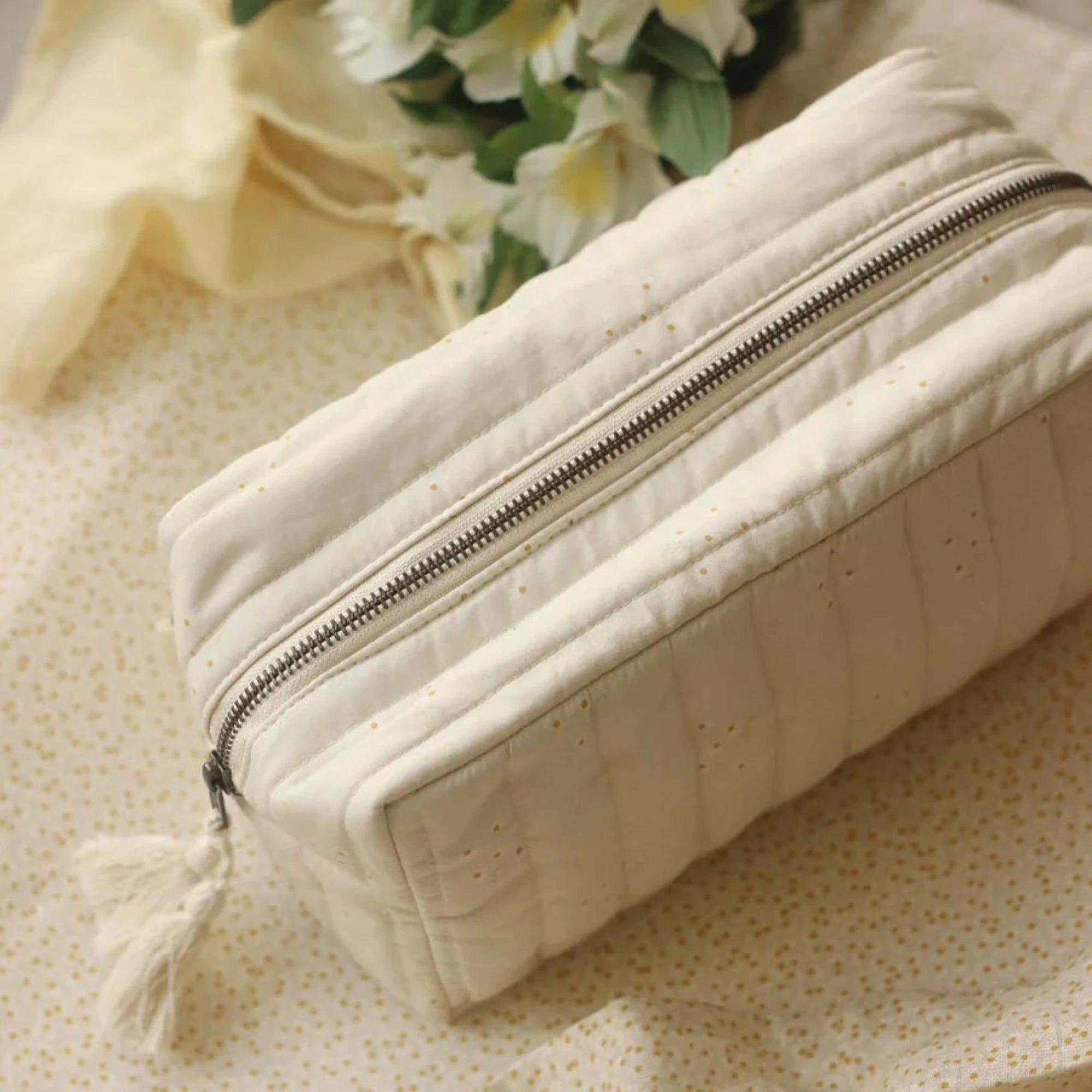 AVERY ROW Wash Bag