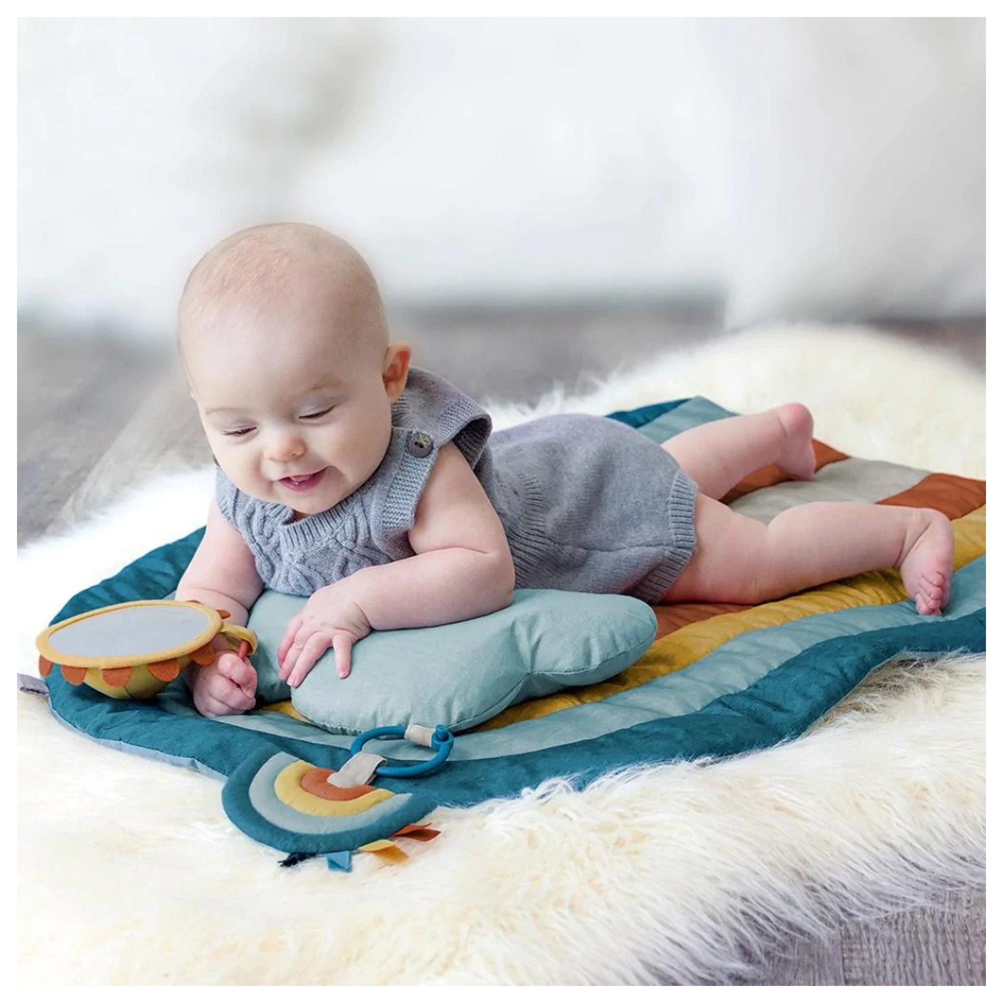 Tapis de jeu arc-en-ciel ITZY RITZY Bitzy Bespoke Ritzy Tummy Time