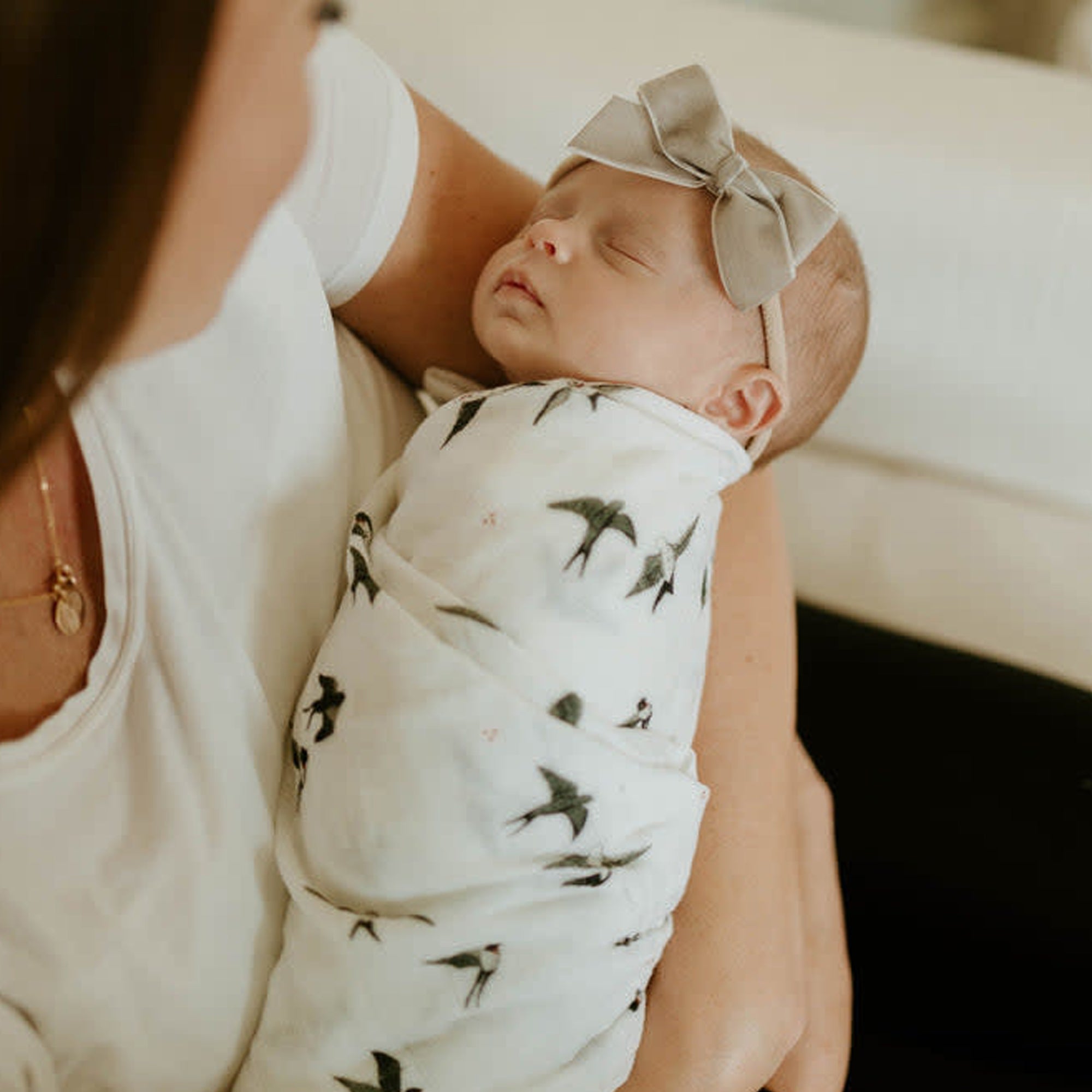 LITTLE UNICORN Organic Cotton Muslin Swaddle (2-Pack) - Swallows Set