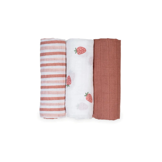 LULUJO-Receiving-Blankets-3-PK- Strawberries