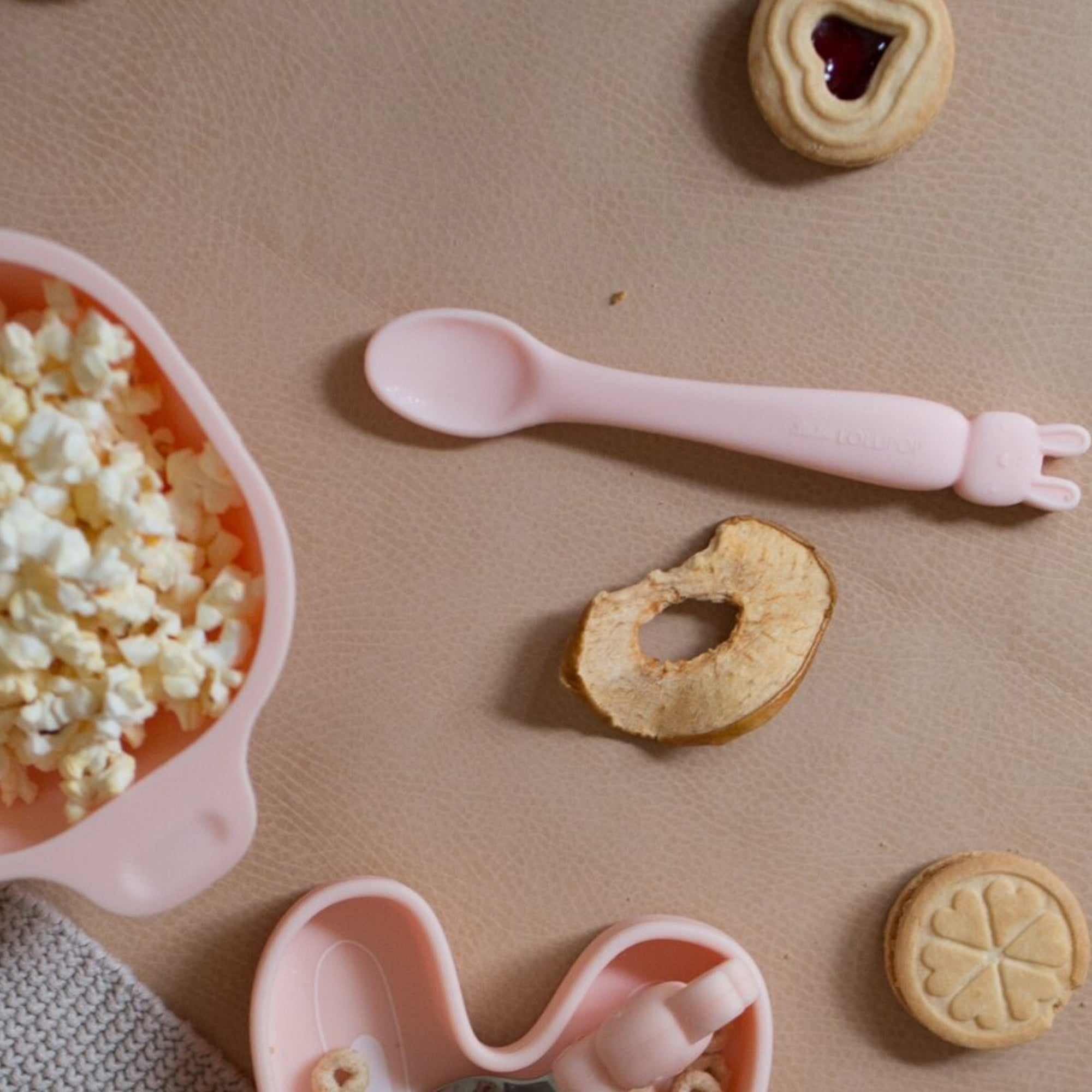LOULOU LOLLIPOP Feeding Spoon - Bunny/Blush Pink