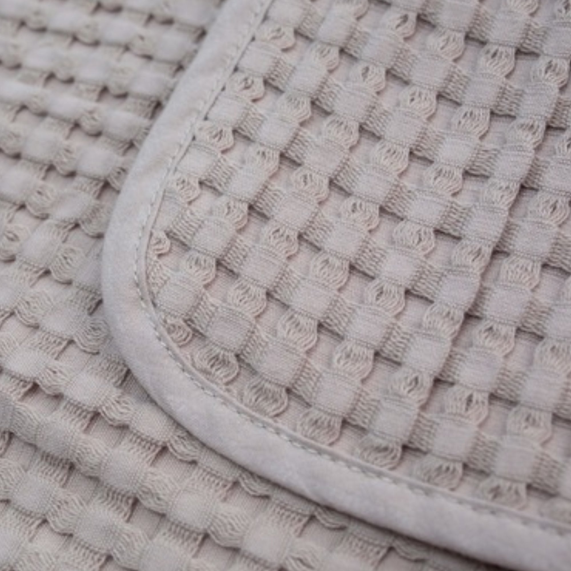 LULUJO Waffle Blanket Sand