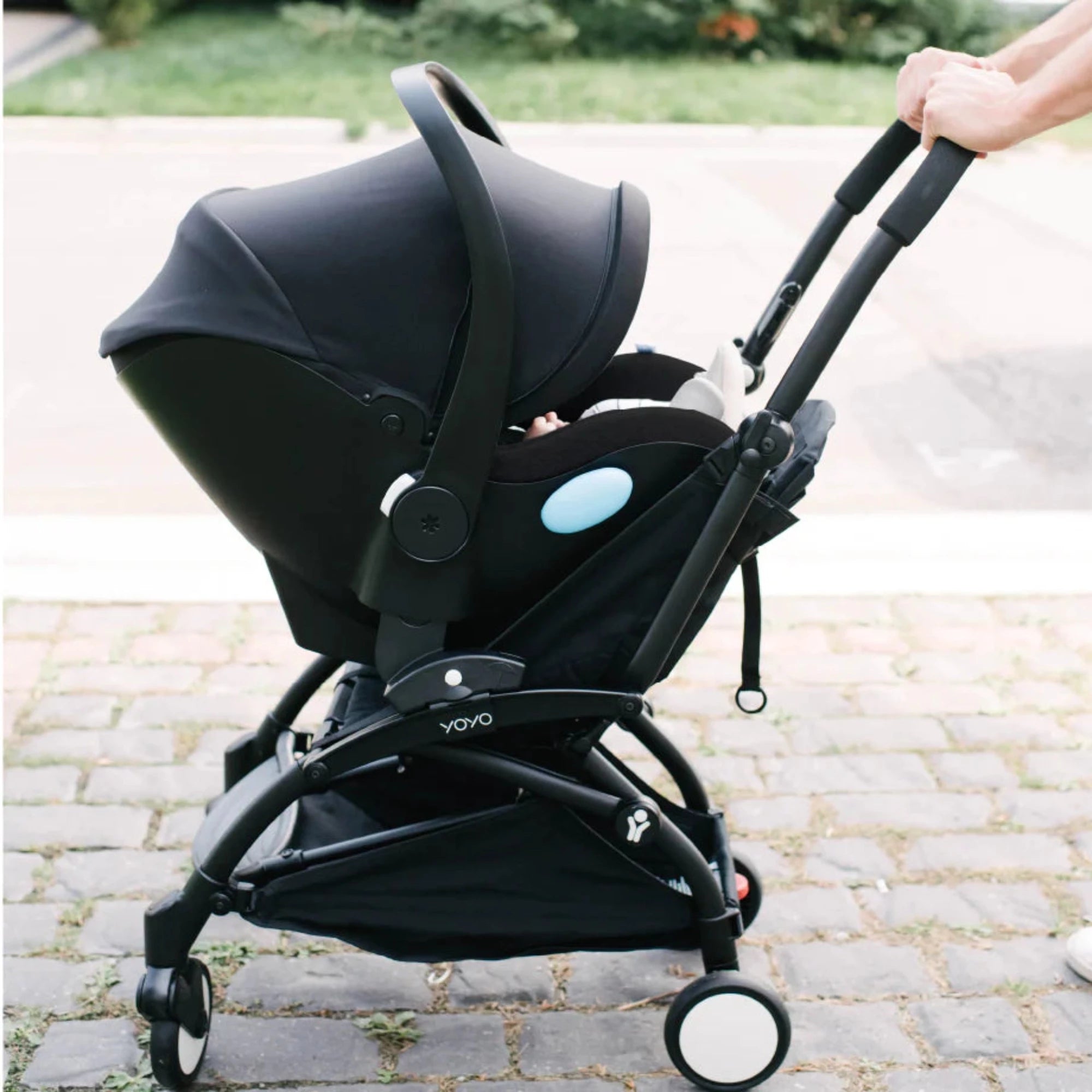 CLEK Liingo Infant Car Seat