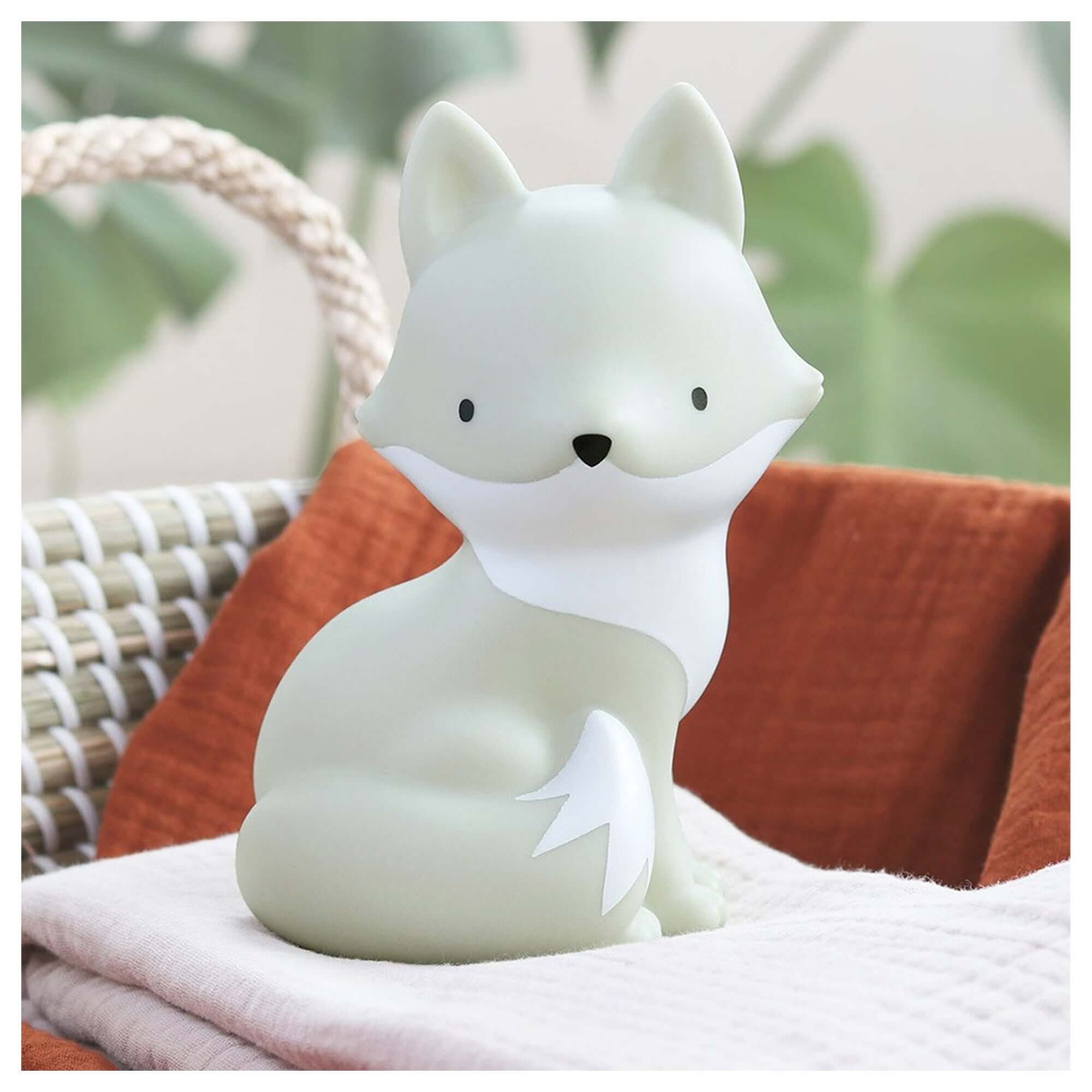 A LITTLE LOVELY COMPANY  Little Light - Arctic Fox