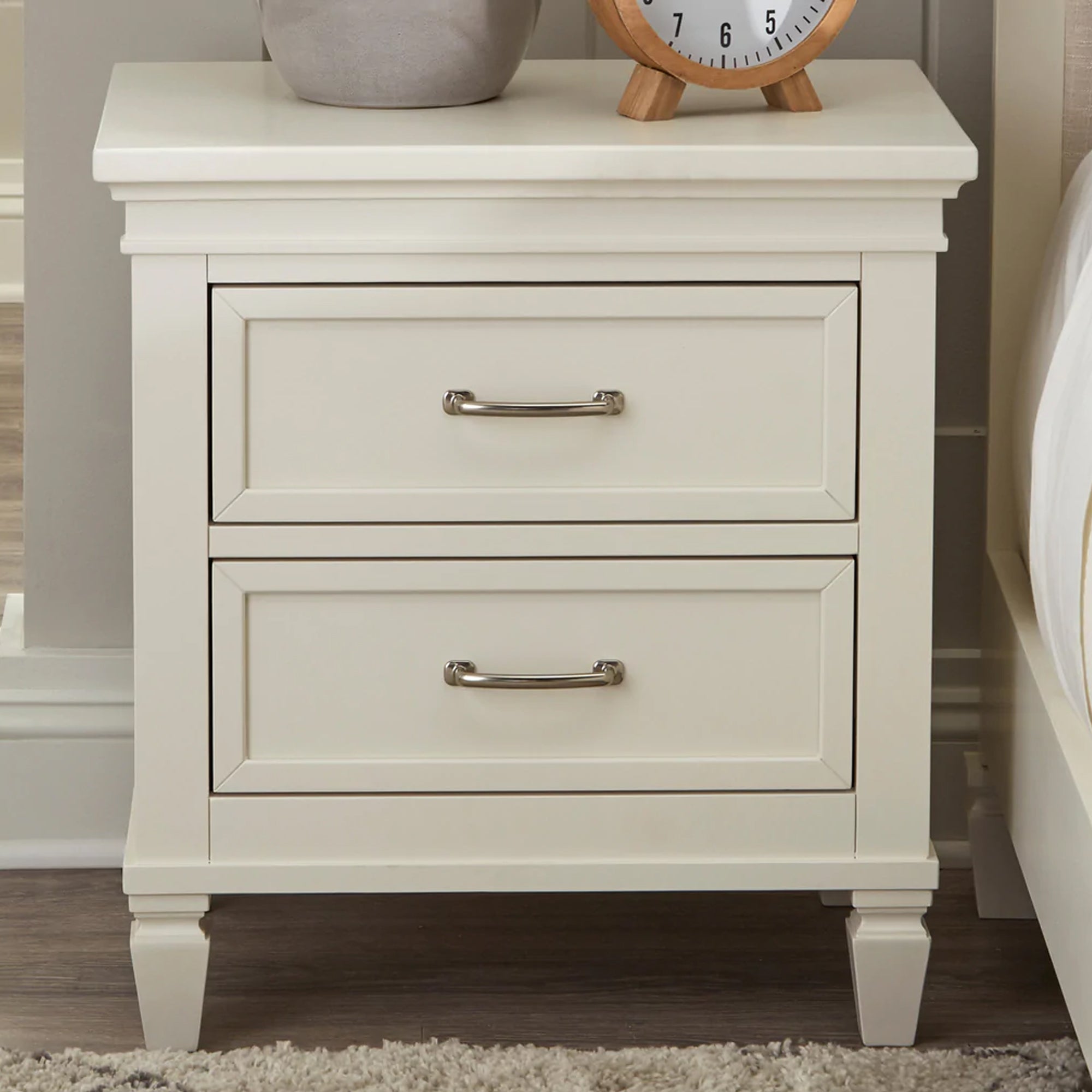 Table de chevet assemblée NAMESAKE Darlington - Blanc chaud