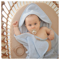 Vignette pour Cape de bain bébé en coton bio MUSHIE - Bleu bébé