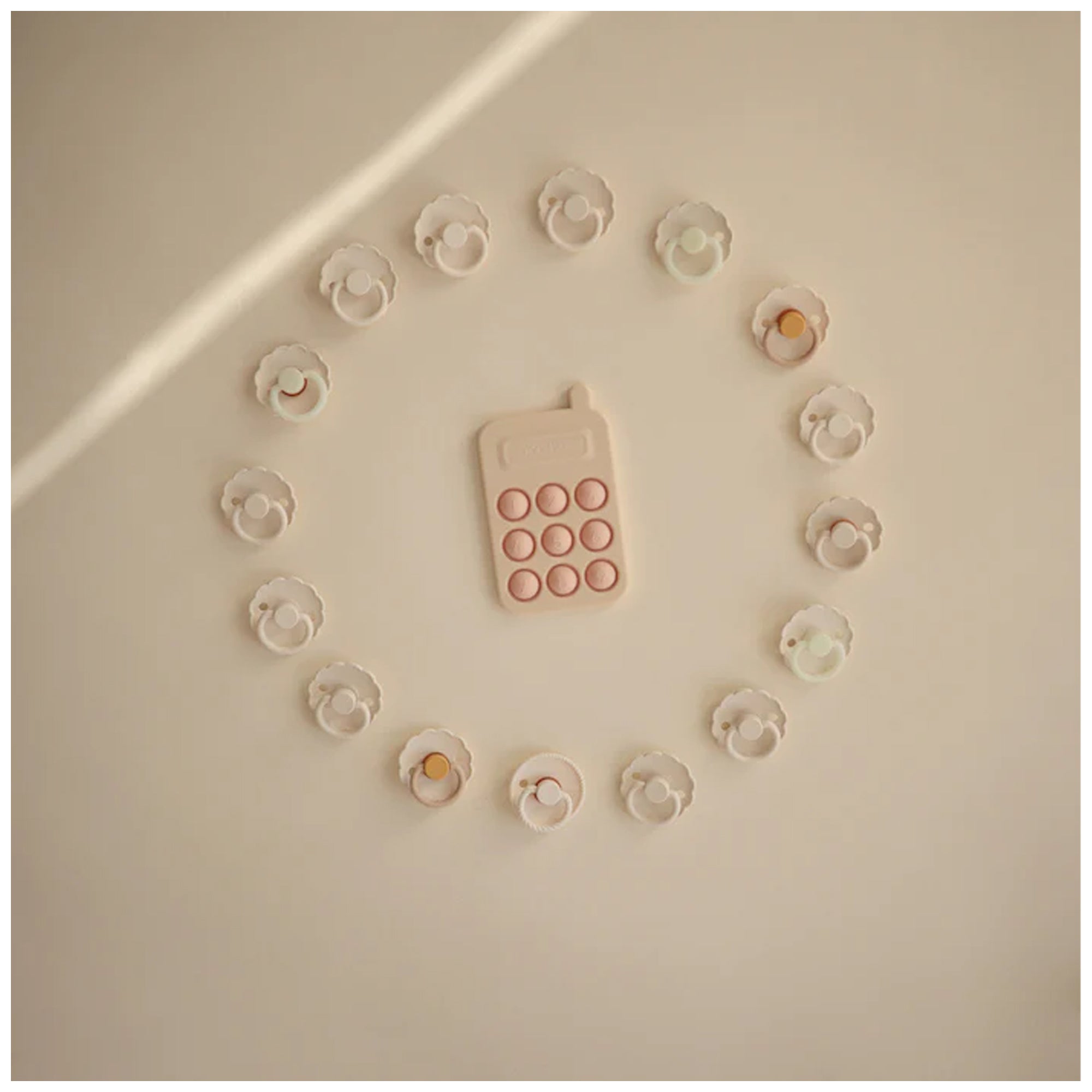 MUSHIE Phone Press Toy - Blush