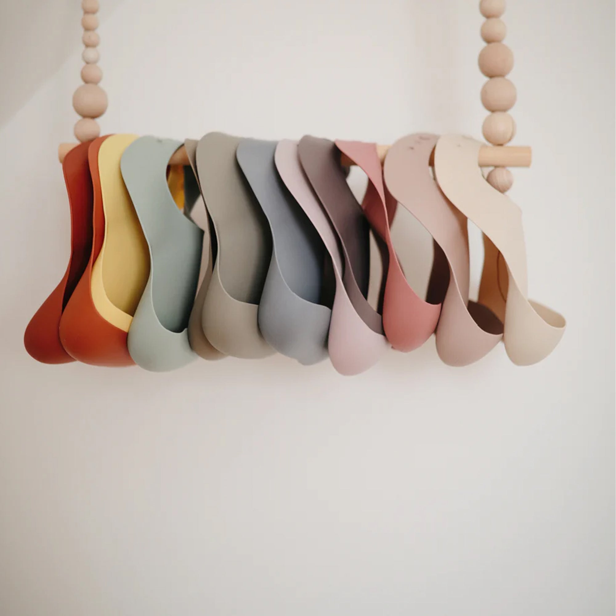 MUSHIE Silicone Baby Bib - Blush