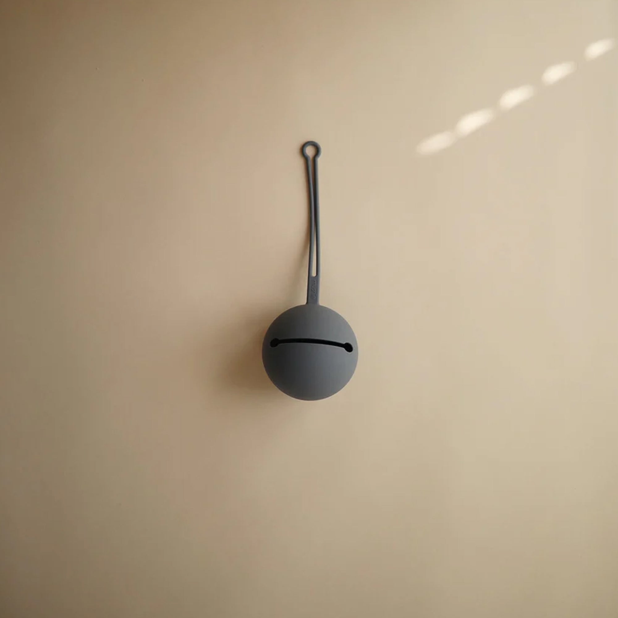 MUSHIE Silicone Pacifier Holder Case - Tradewind