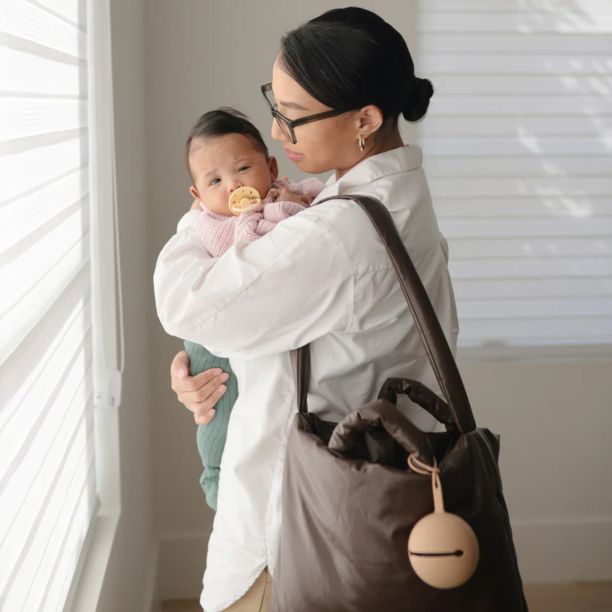 MUSHIE Silicone Pacifier Holder Case - Sand