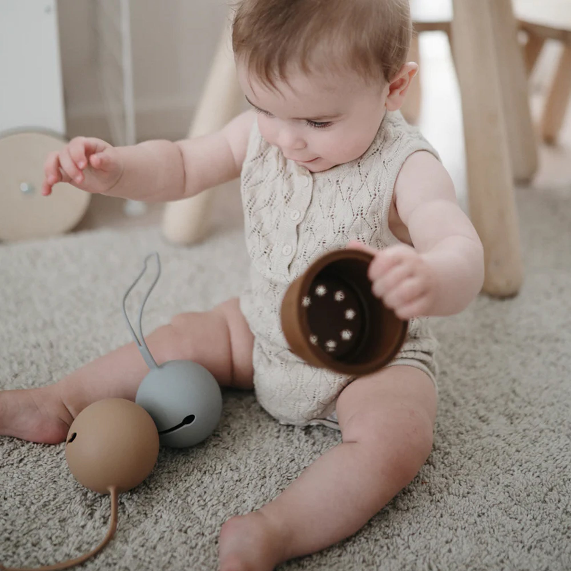 MUSHIE Silicone Pacifier Holder Case - Tradewind