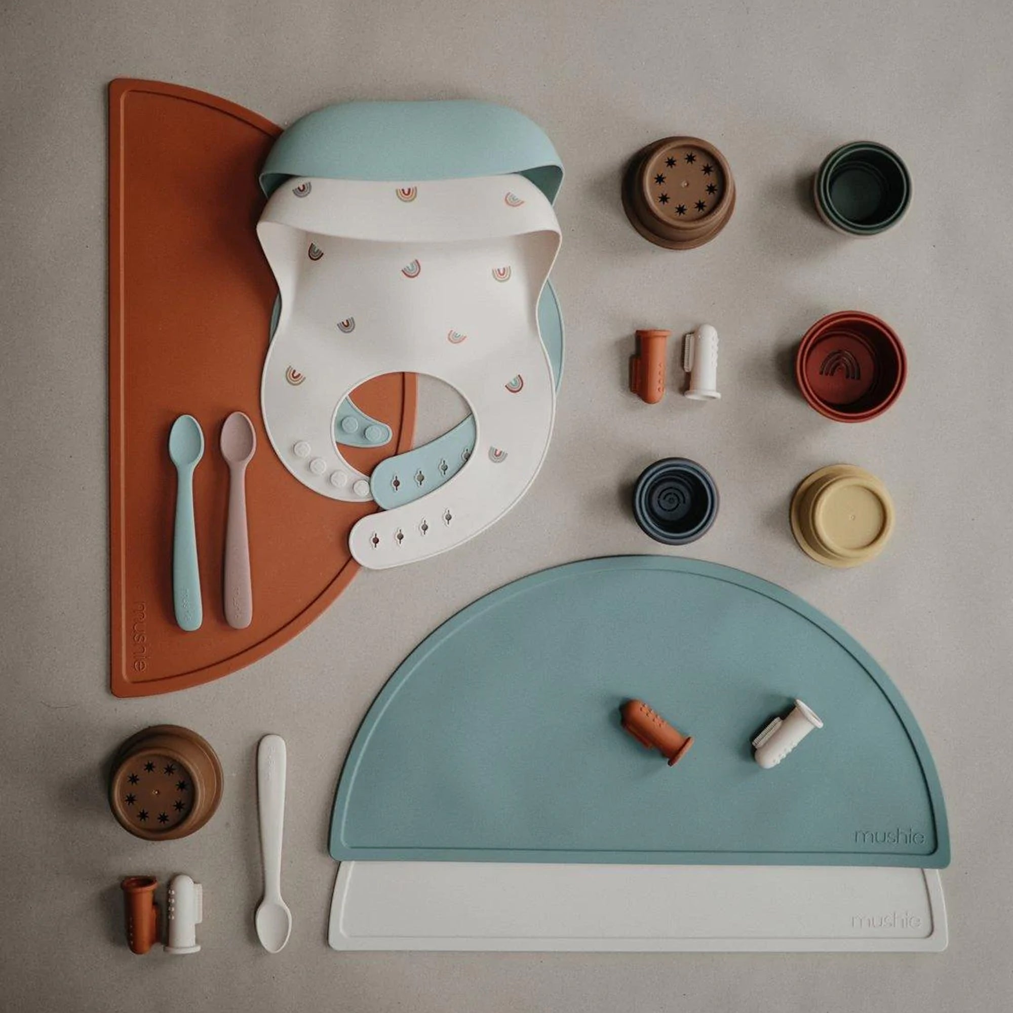 Set de table en silicone MUSHIE - Bleu Cambridge