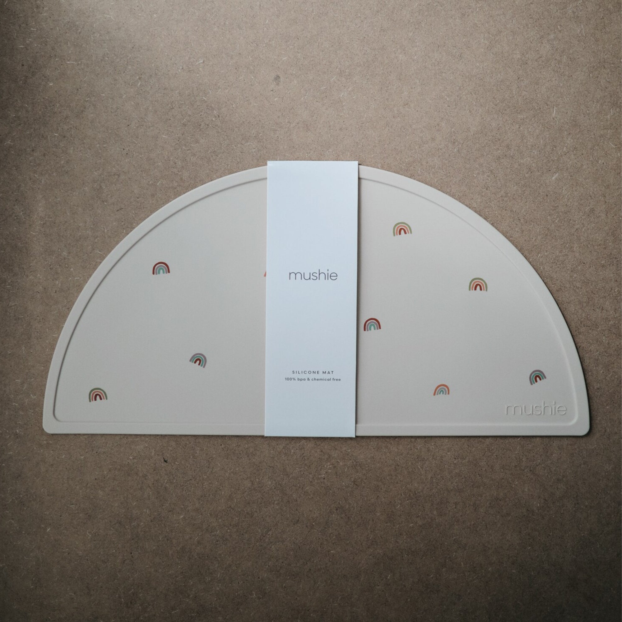 Set de table en silicone MUSHIE - Arc-en-ciel