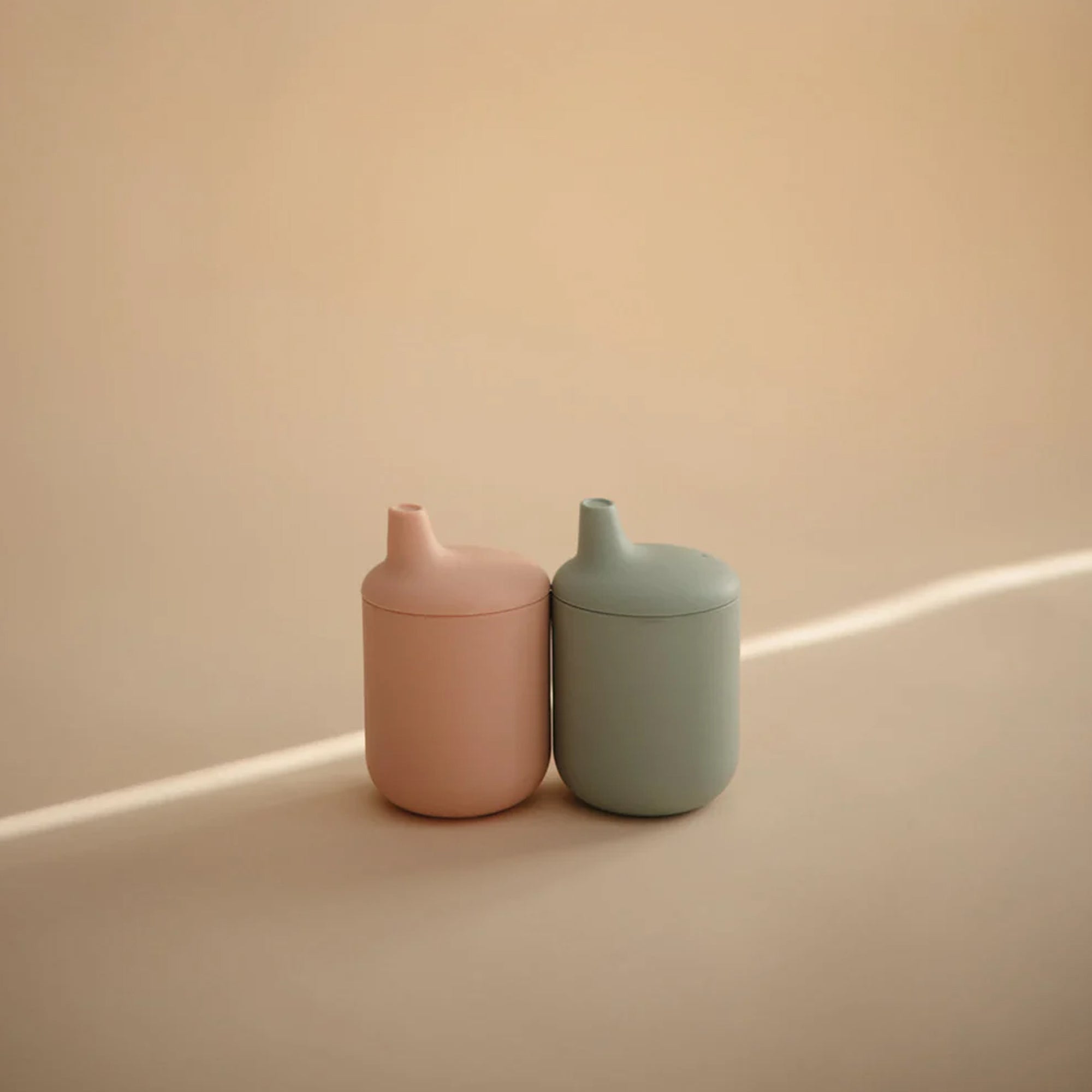 MUSHIE Silicone Sippy Cup - Sand