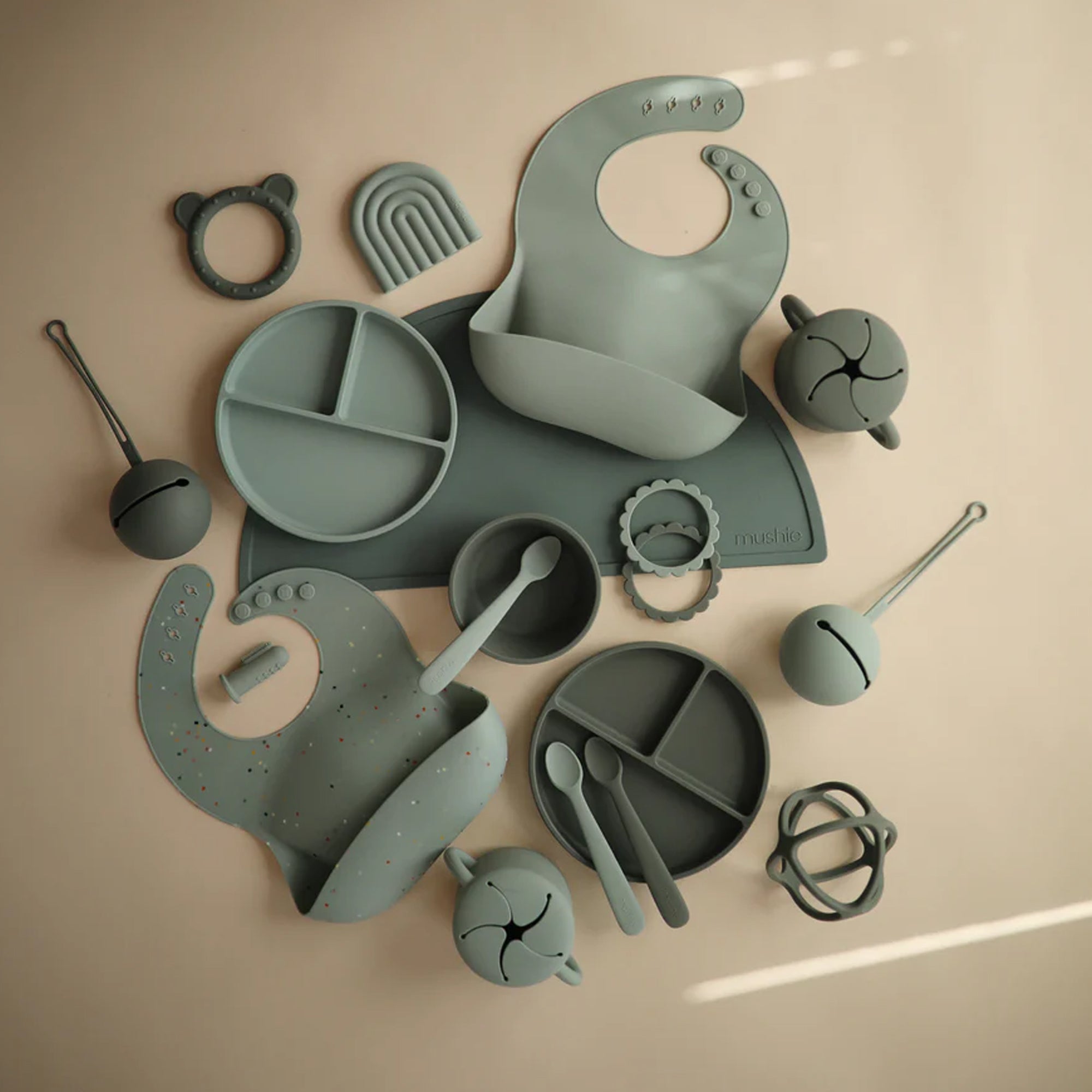 MUSHIE Silicone Snack Cup - Cambridge Blue