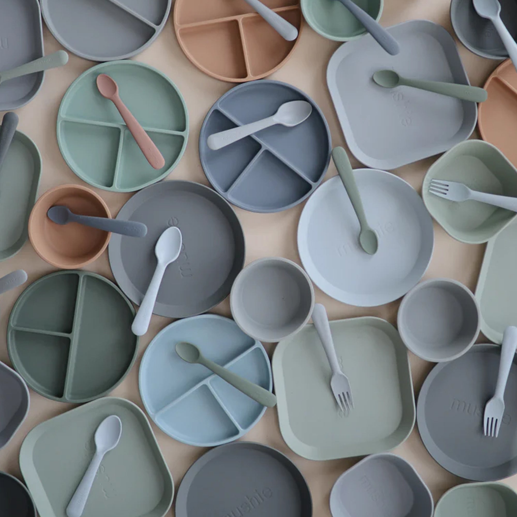 Bol à Ventouse en Silicone MUSHIE - Mauve Nuageux