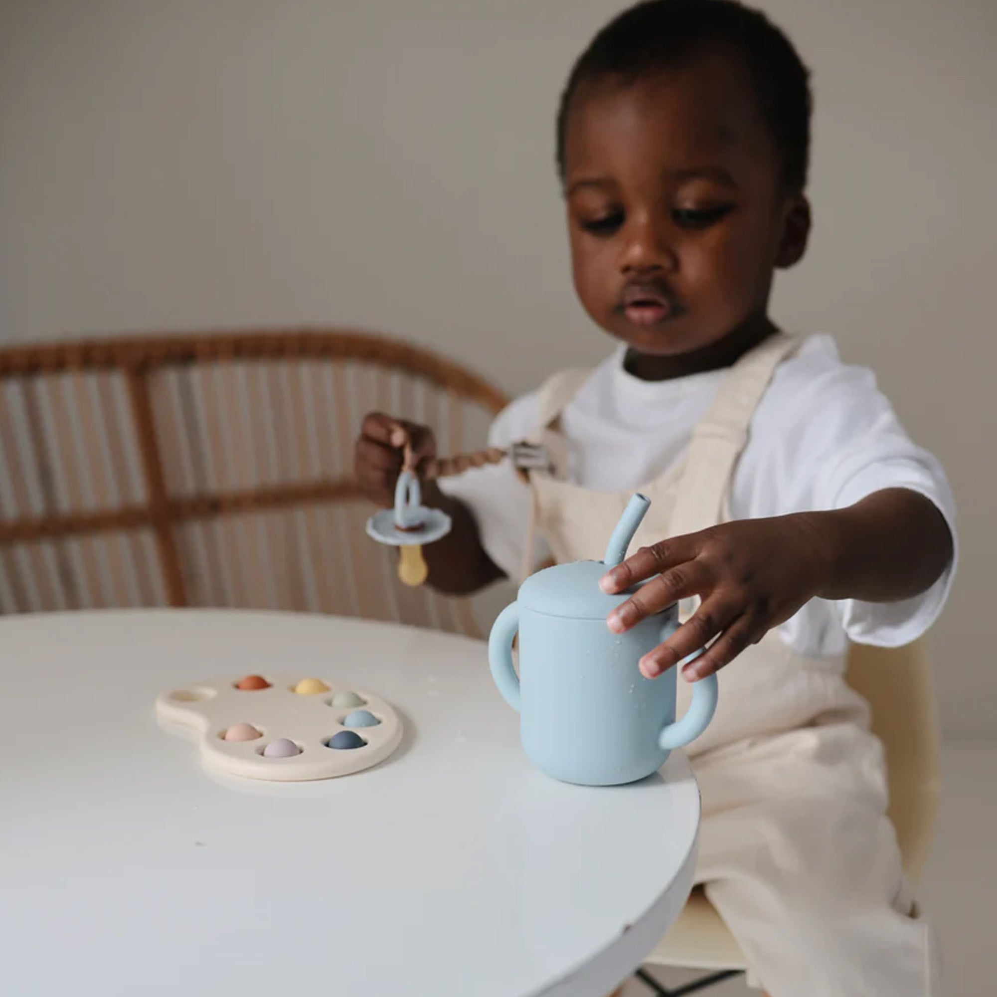 MUSHIE Silicone Training Cup + Straw - Powder Blue