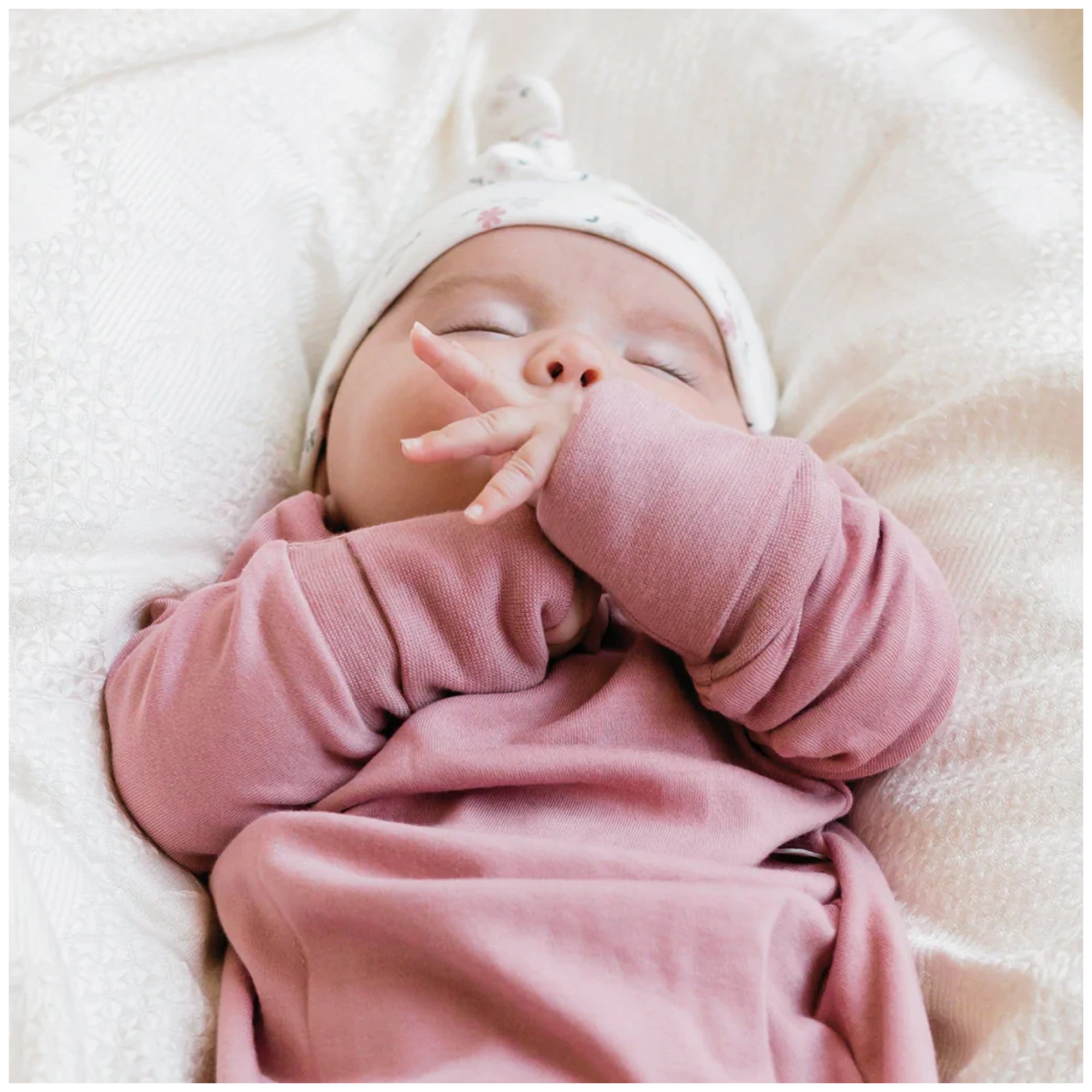 PERLIMPINPIN Bamboo Knitted Blanket - Ivory