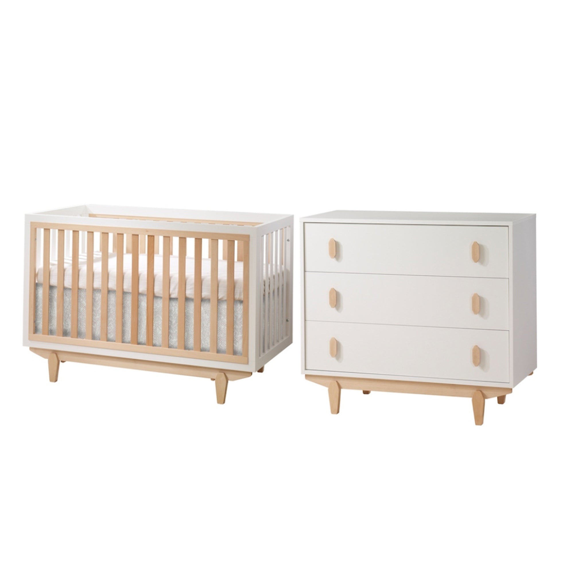 TULIP Tate Classic Crib and 3 Drawer Dresser XL (The Dresser sold with a set only)