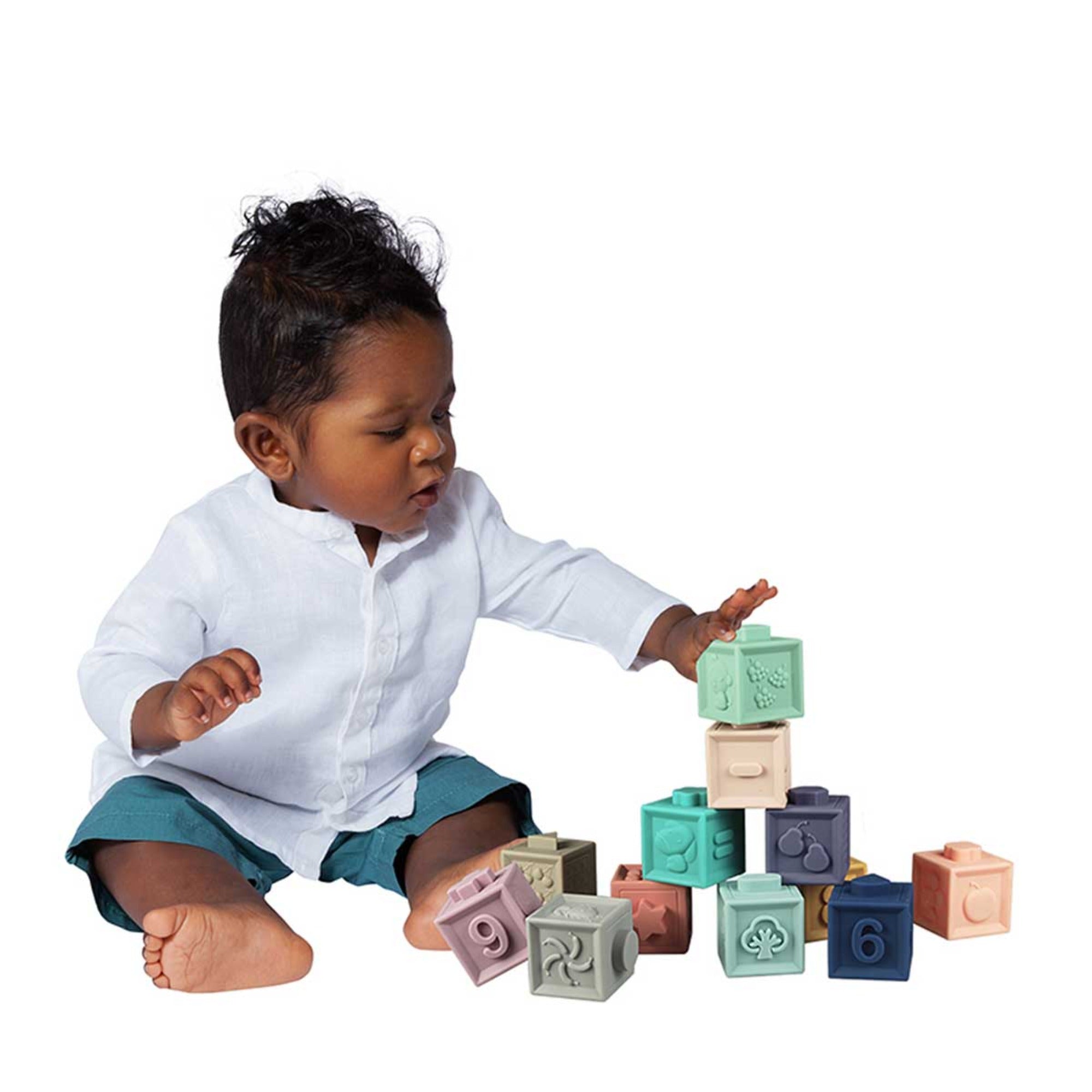 BABY TO LOVE Baby Discovery Sensory Learning Cubes (12 Pieces)