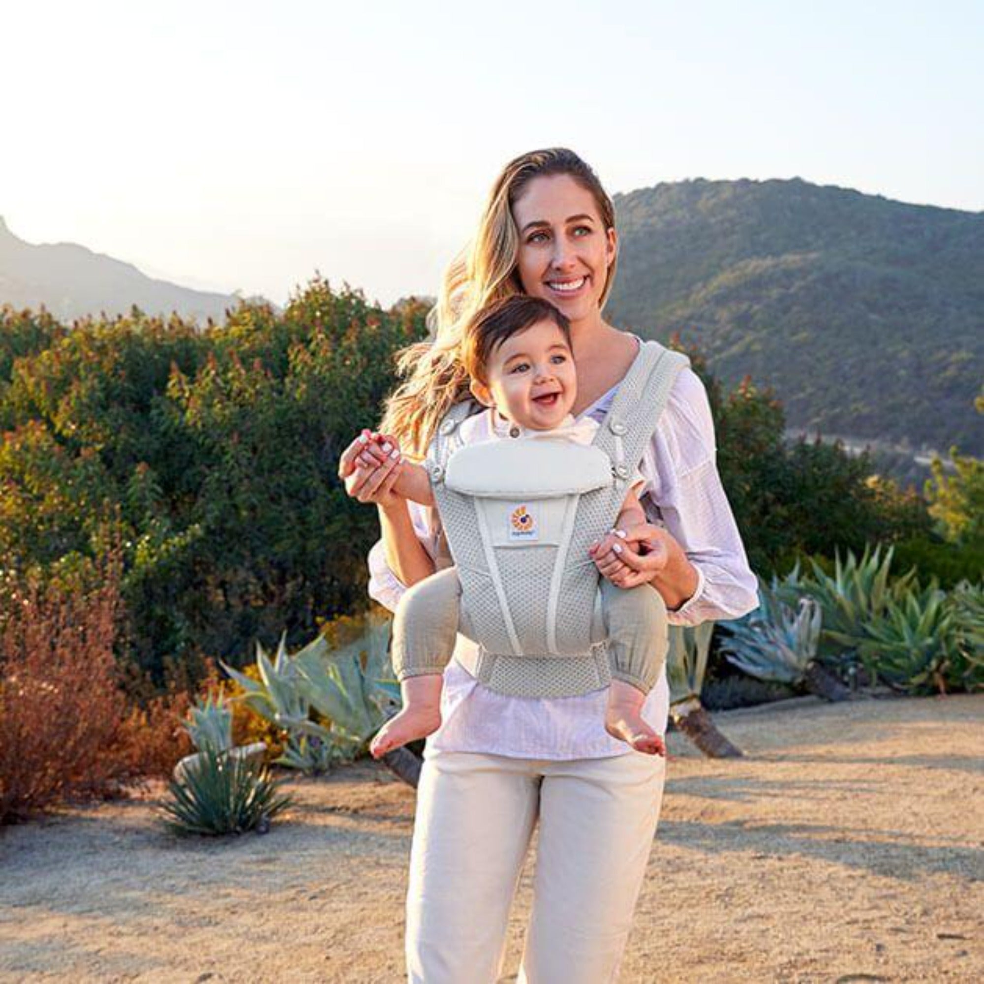 Ergobaby - Omni Breeze Baby Carrier | Kido Bebe