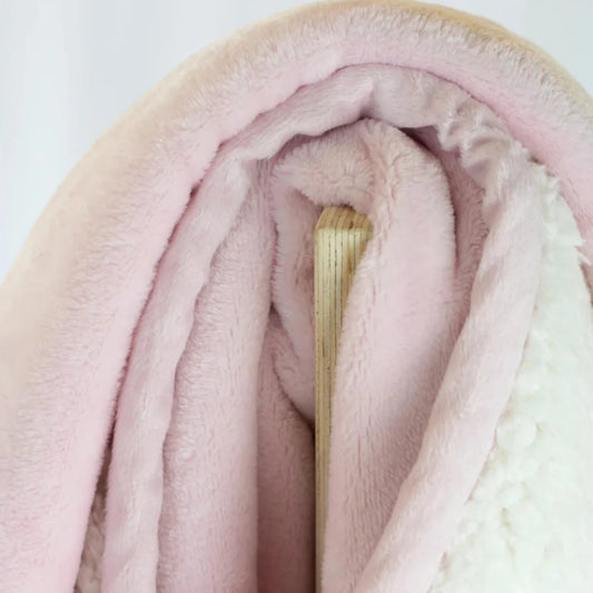JUDDLIES-Flannel-Sherpa-Blanket-Pink