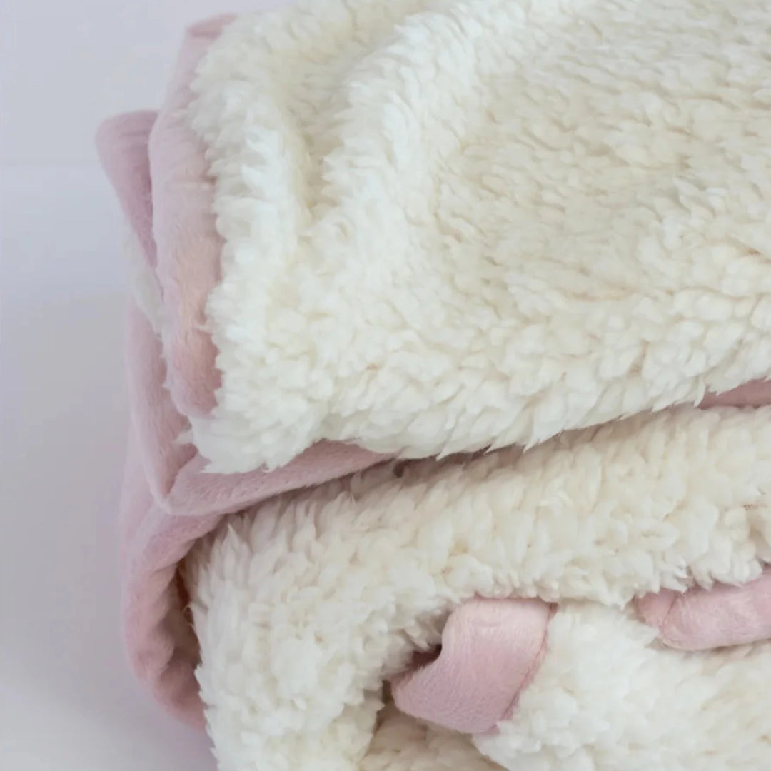JUDDLIES-Flannel-Sherpa-Blanket -Pink