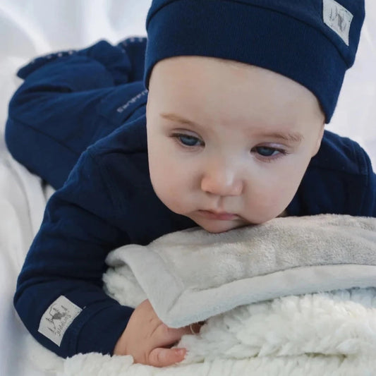 juddlies-flannel-sherpa-blanket-light-grey