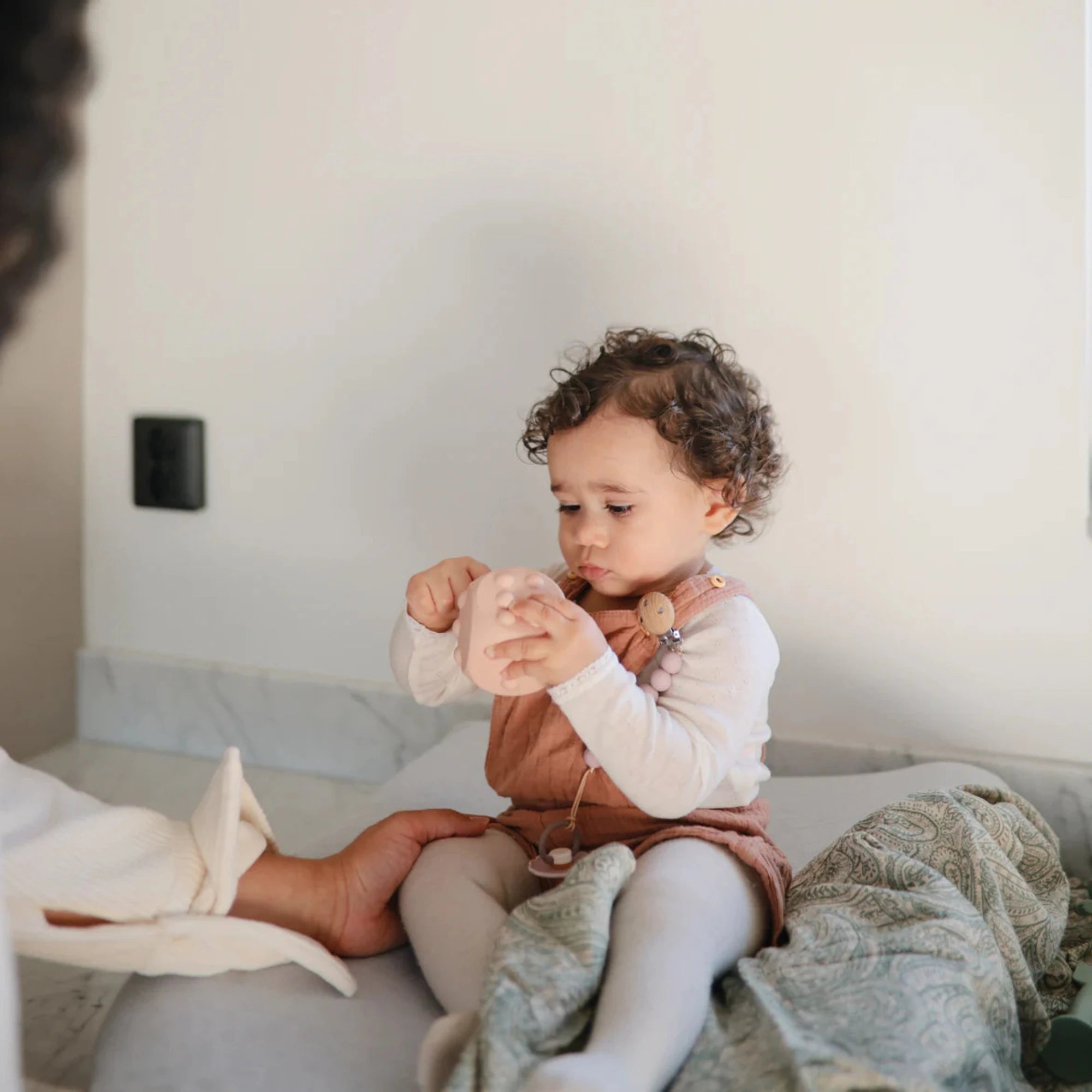 MUSHIE Dice Press Toy 2-Pack