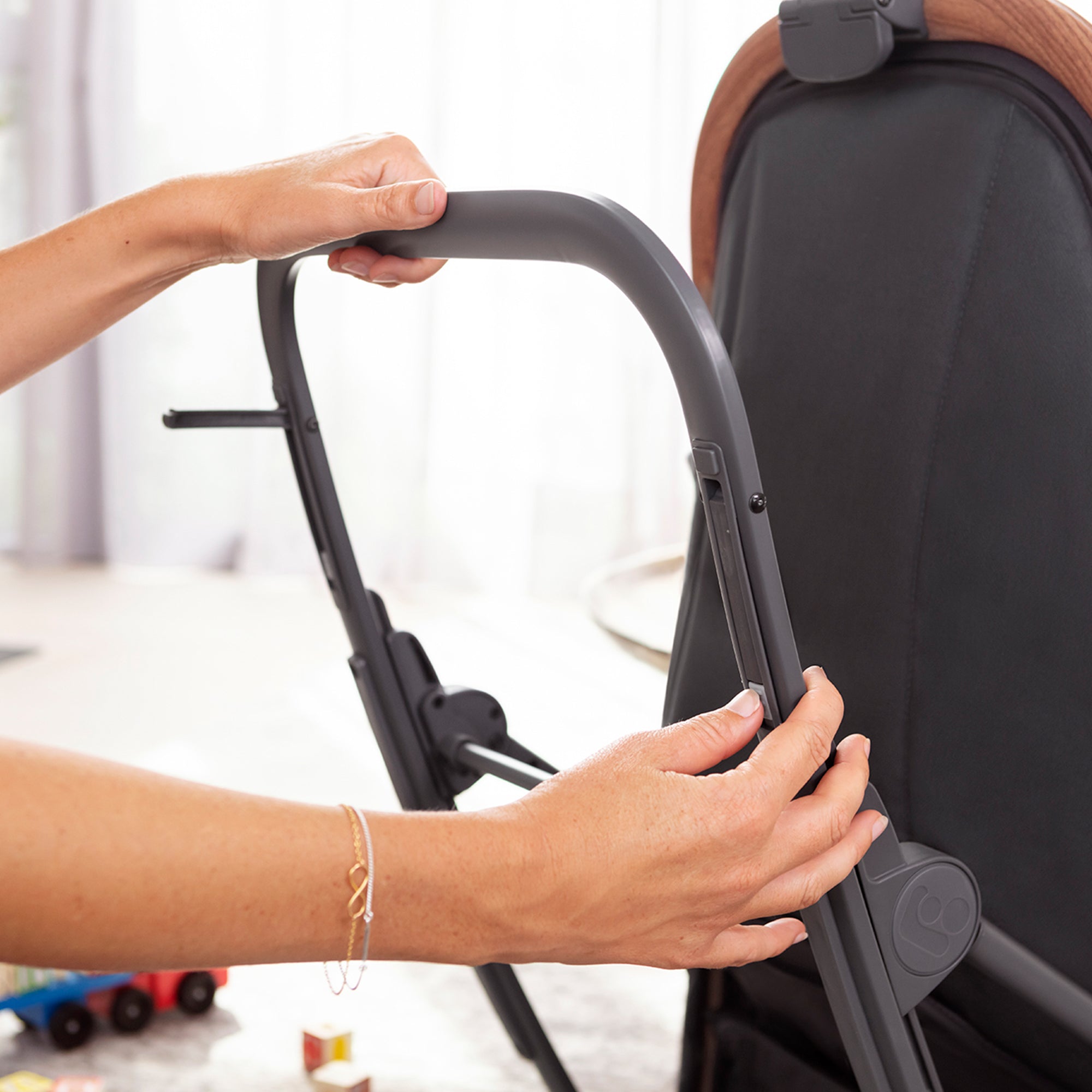 MAXI COSI Kori Rocker