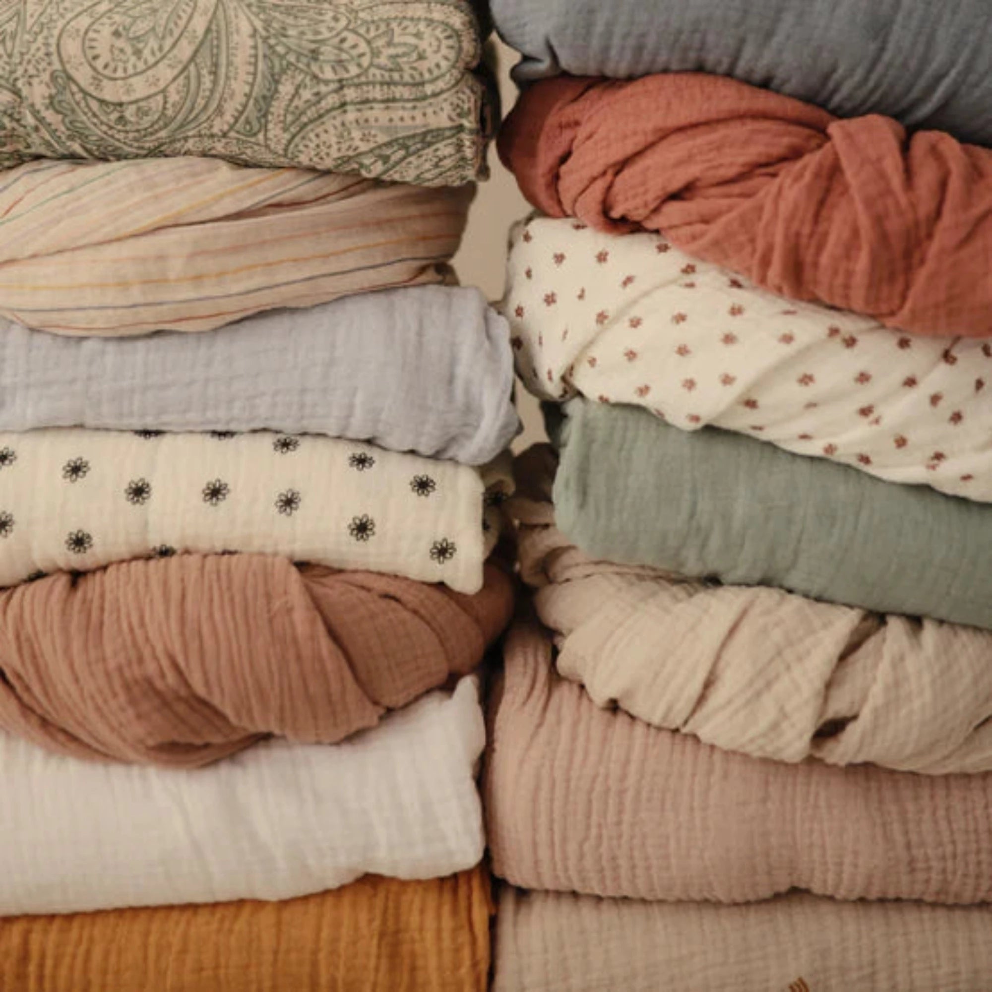 MUSHIE Extra Soft Muslin Crib Sheet